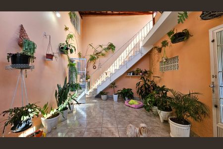 Casa à venda com 160m², 3 quartos e 2 vagas Casa à venda com 160m², 3 quartos e 2 vagasGaragem