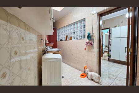 Casa à venda com 160m², 3 quartos e 2 vagas Casa à venda com 160m², 3 quartos e 2 vagasÁrea de Serviço