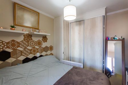 Apartamento à venda com 128m², 3 quartos e 4 vagas Apartamento à venda com 128m², 3 quartos e 4 vagasQuarto