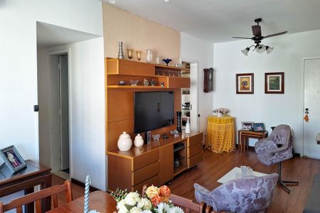 Apartamento à venda com 143m², 3 quartos e 1 vagaSala