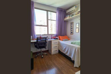 Apartamento à venda com 143m², 3 quartos e 1 vagaQuarto 2