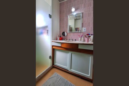 Apartamento à venda com 143m², 3 quartos e 1 vagaBanheiro da Suíte