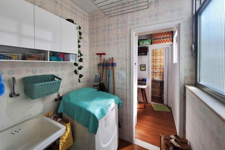 Apartamento à venda com 143m², 3 quartos e 1 vagaÁrea de Serviço