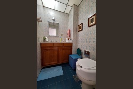 Apartamento à venda com 143m², 3 quartos e 1 vagaBanheiro Social