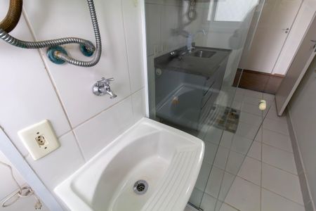 Apartamento para alugar com 55m², 2 quartos e 1 vagaÁrea de Serviço