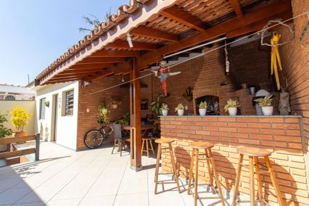 Casa à venda com 359m², 3 quartos e 3 vagas Casa à venda com 359m², 3 quartos e 3 vagasÁrea Externa