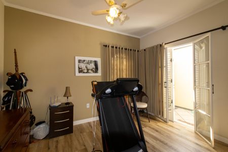 Casa à venda com 359m², 3 quartos e 3 vagas Casa à venda com 359m², 3 quartos e 3 vagasQuarto 2