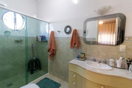 Casa à venda com 359m², 3 quartos e 3 vagas Casa à venda com 359m², 3 quartos e 3 vagasBanheiro da Suíte