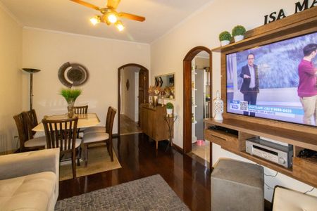 Casa à venda com 359m², 3 quartos e 3 vagas Casa à venda com 359m², 3 quartos e 3 vagasSala de TV