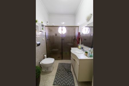 Casa à venda com 359m², 3 quartos e 3 vagas Casa à venda com 359m², 3 quartos e 3 vagasBanheiro