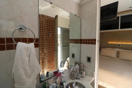 Casa à venda com 688m², 4 quartos e 5 vagasBanheiro da Suíte