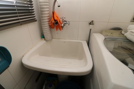 Casa à venda com 688m², 4 quartos e 5 vagasÁrea de Serviço