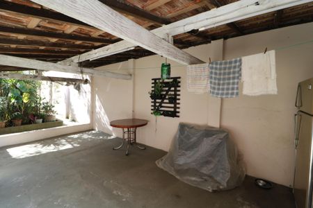 Casa à venda com 688m², 4 quartos e 5 vagasÁrea Externa