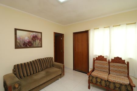 Casa à venda com 688m², 4 quartos e 5 vagasSala C2