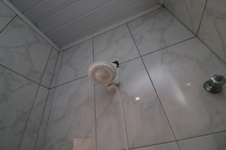 Casa à venda com 688m², 4 quartos e 5 vagasBanheiro da Suíte C2