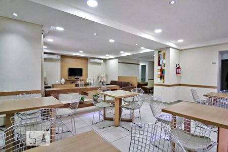 Apartamento à venda com 70m², 2 quartos e 1 vagaÁrea comum - Salão de festas