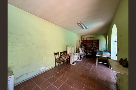 Casa à venda com 427m², 4 quartos e 8 vagas Casa à venda com 427m², 4 quartos e 8 vagasSalão de Festas