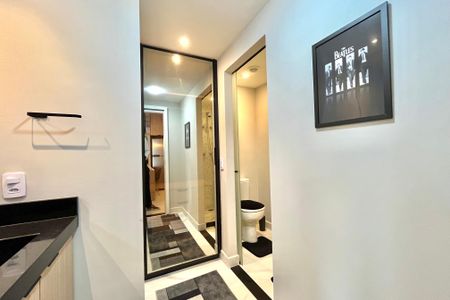 Studio para alugar com 27m², 1 quarto e sem vaga Studio para alugar com 27m², 1 quarto e sem vagaBanheiro