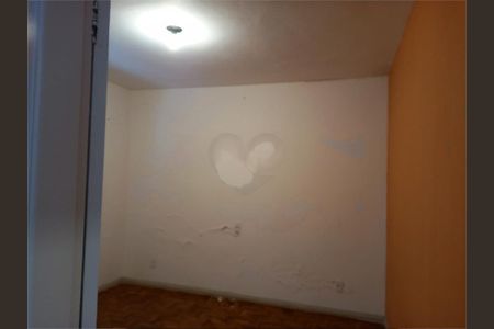 Casa à venda com 106m², 2 quartos e 2 vagas