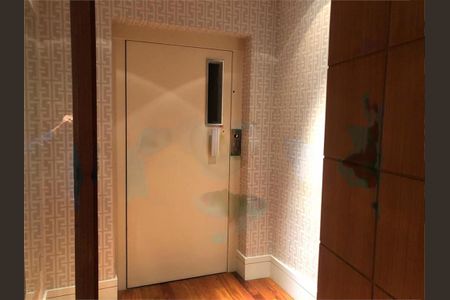 Apartamento à venda com 185m², 4 quartos e 3 vagas