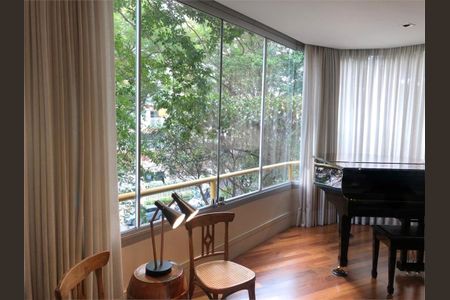 Apartamento à venda com 185m², 4 quartos e 3 vagas
