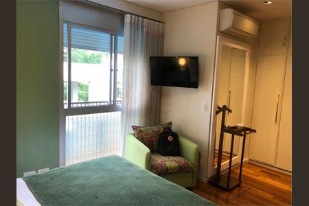 Apartamento à venda com 185m², 4 quartos e 3 vagas