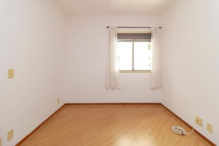 Apartamento à venda com 190m², 3 quartos e 3 vagas Apartamento à venda com 190m², 3 quartos e 3 vagasSuíte 2