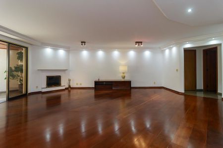 Apartamento à venda com 190m², 3 quartos e 3 vagas Apartamento à venda com 190m², 3 quartos e 3 vagasSala