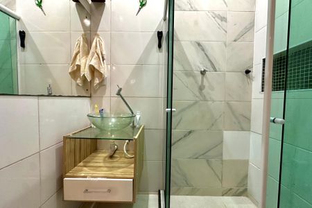 Apartamento à venda com 75m², 2 quartos e sem vaga Apartamento à venda com 75m², 2 quartos e sem vagaBanheiro