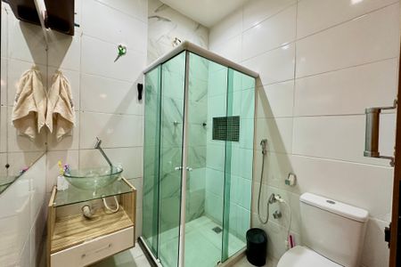 Apartamento à venda com 75m², 2 quartos e sem vaga Apartamento à venda com 75m², 2 quartos e sem vagaBanheiro