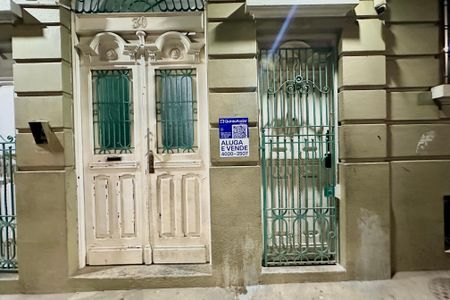 Apartamento à venda com 75m², 2 quartos e sem vaga Apartamento à venda com 75m², 2 quartos e sem vagaPlaquinha