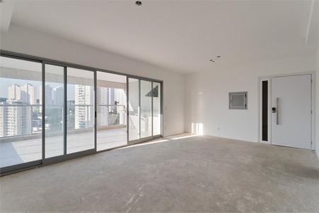 Apartamento à venda com 121m², 3 quartos e 2 vagas