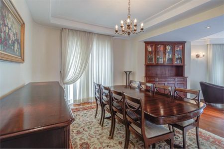 Apartamento à venda com 193m², 3 quartos e 2 vagas
