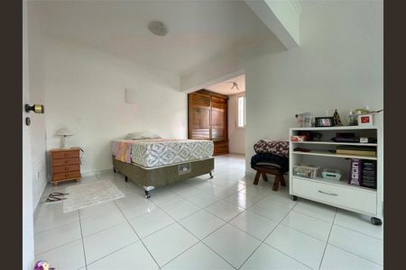 Casa à venda com 248m², 3 quartos e 3 vagas