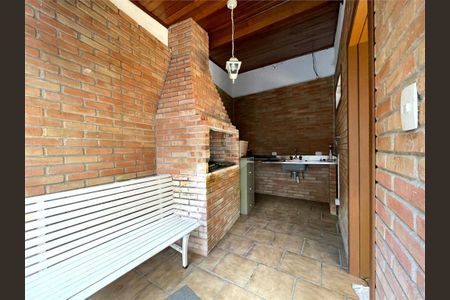 Casa à venda com 248m², 3 quartos e 3 vagas
