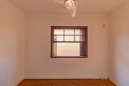 Casa à venda com 120m², 2 quartos e 2 vagas Casa à venda com 120m², 2 quartos e 2 vagasQuarto 1