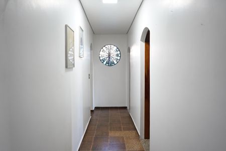 Casa à venda com 267m², 4 quartos e 3 vagas Corredor