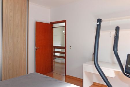 Casa de condomínio para alugar com 300m², 4 quartos e 3 vagasQuarto 2