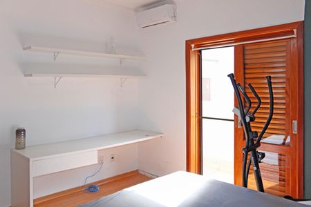 Casa de condomínio para alugar com 300m², 4 quartos e 3 vagasQuarto 2