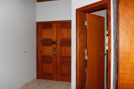 Casa de condomínio para alugar com 300m², 4 quartos e 3 vagasSala