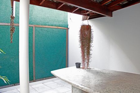 Casa de condomínio para alugar com 300m², 4 quartos e 3 vagasÁrea Externa