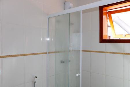 Casa de condomínio para alugar com 300m², 4 quartos e 3 vagasBanheiro 2