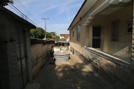 Casa à venda com 110m², 2 quartos e 2 vagasQuintal e Garagem