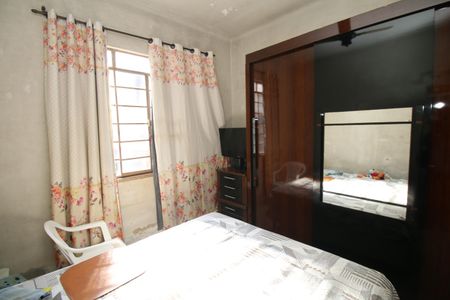 Casa à venda com 110m², 2 quartos e 2 vagasQuarto 1