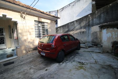 Casa à venda com 110m², 2 quartos e 2 vagasQuintal e Garagem