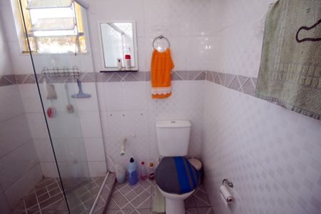 Casa à venda com 110m², 2 quartos e 2 vagasBanheiro