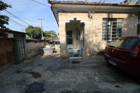 Casa à venda com 110m², 2 quartos e 2 vagasQuintal e Garagem