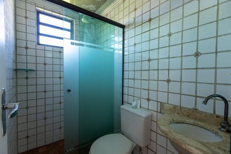 Apartamento à venda com 120m², 2 quartos e 1 vaga Apartamento à venda com 120m², 2 quartos e 1 vagaBanheiro Social