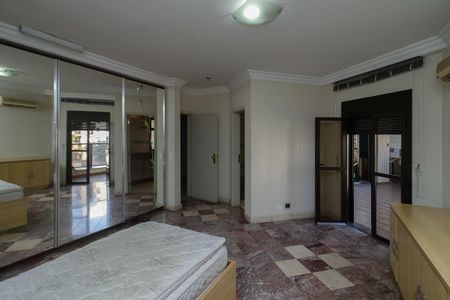 Apartamento à venda com 560m², 4 quartos e 5 vagas Apartamento à venda com 560m², 4 quartos e 5 vagasSuíte 3