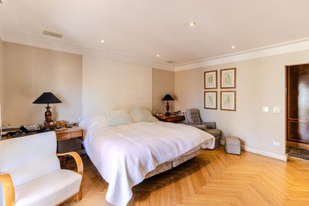 Apartamento à venda com 420m², 4 quartos e 5 vagas Apartamento à venda com 420m², 4 quartos e 5 vagasSuíte 4